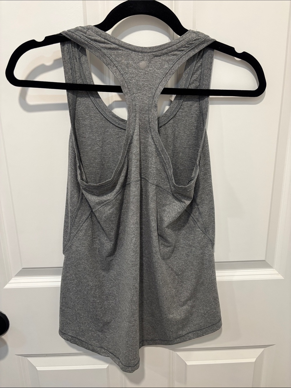 Yogalicious Heather Gray Racerback Tank Top Women's Size M Athletic Workout Yoga - Picture 2 of 2
